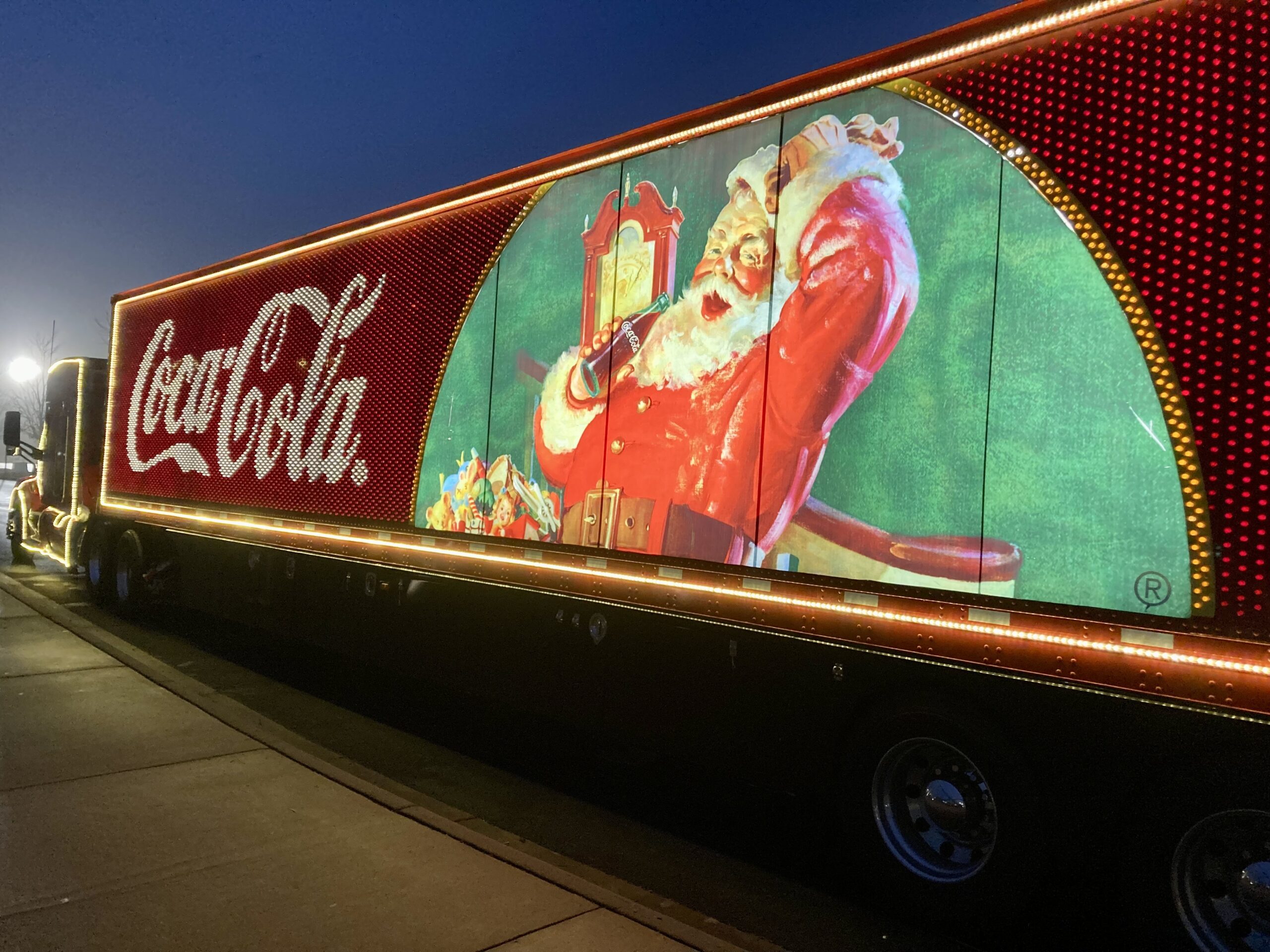 CocaCola Holiday Caravan Visit Virginia Zoo